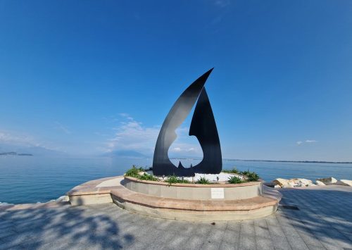 Artwork by Walter Xausa – INSIDE TWO SAILS